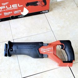 Milwaukee FUEL SAWZALL Reciprocating Saw 18V (Tool-Only)