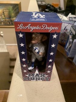 MAX MUNCY BOBBLEHEAD