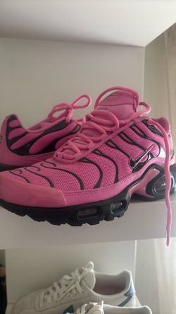 Pink Nike shoes