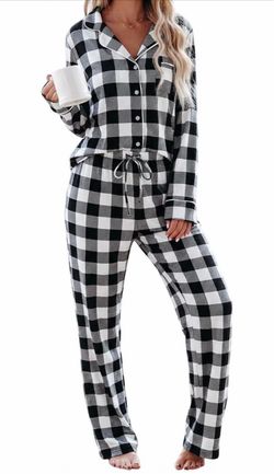 Women's Plaid Pajama Set