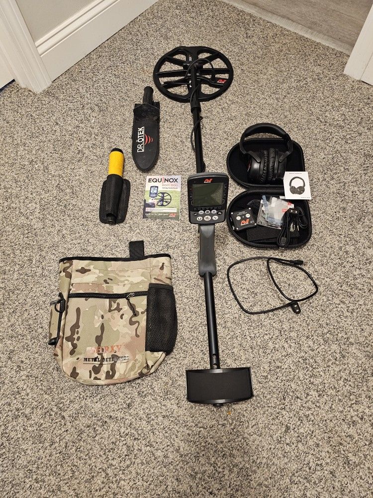 Minelab Equinox 800 + ML80 Wireless Headphones + Pro-Find 20 Pinpointer – Treasure Hunting Kit!