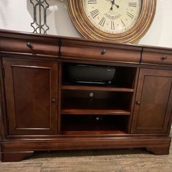 Media console - Great Condition 
