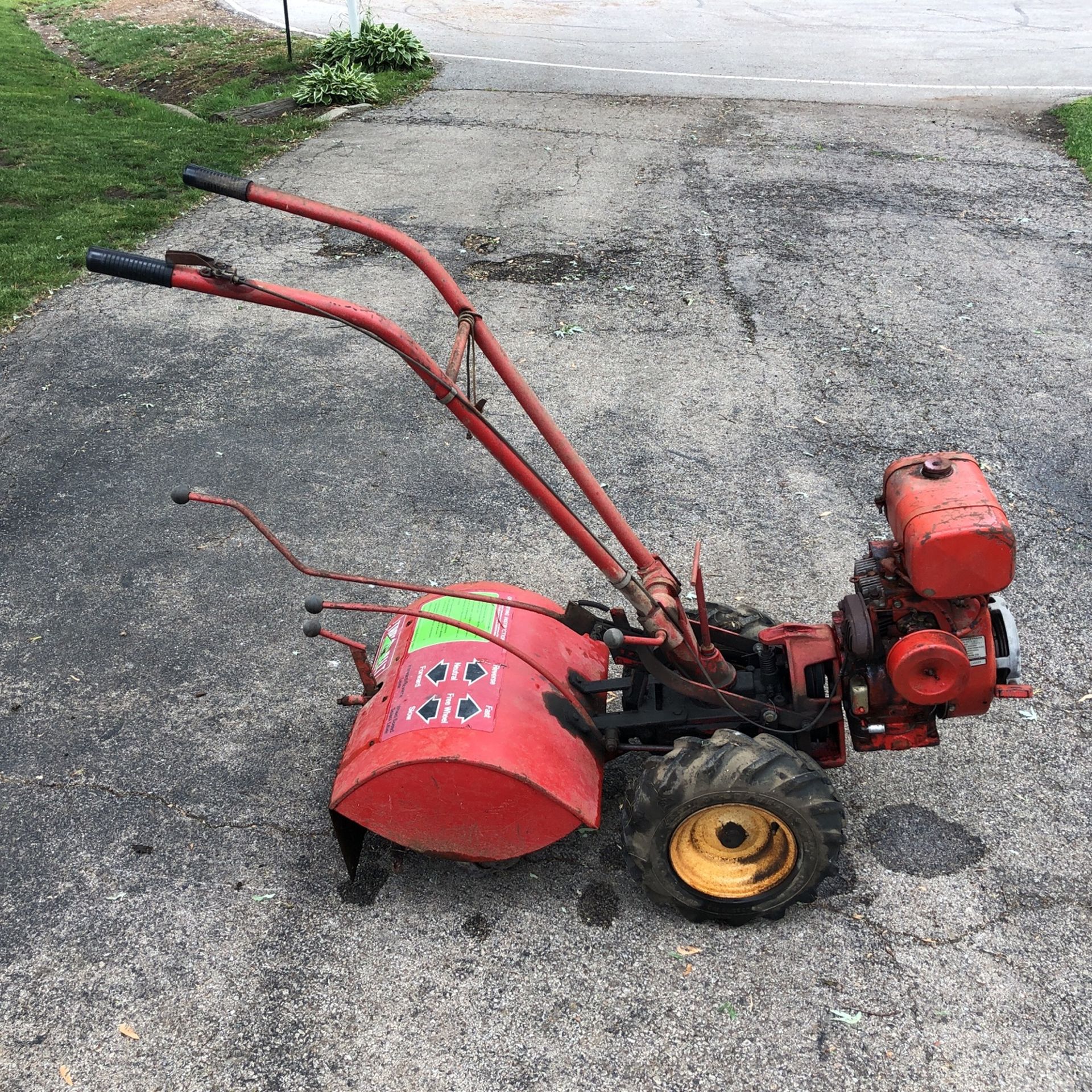 Troy Bilt Roto Tiller With Kohler K161T Engine