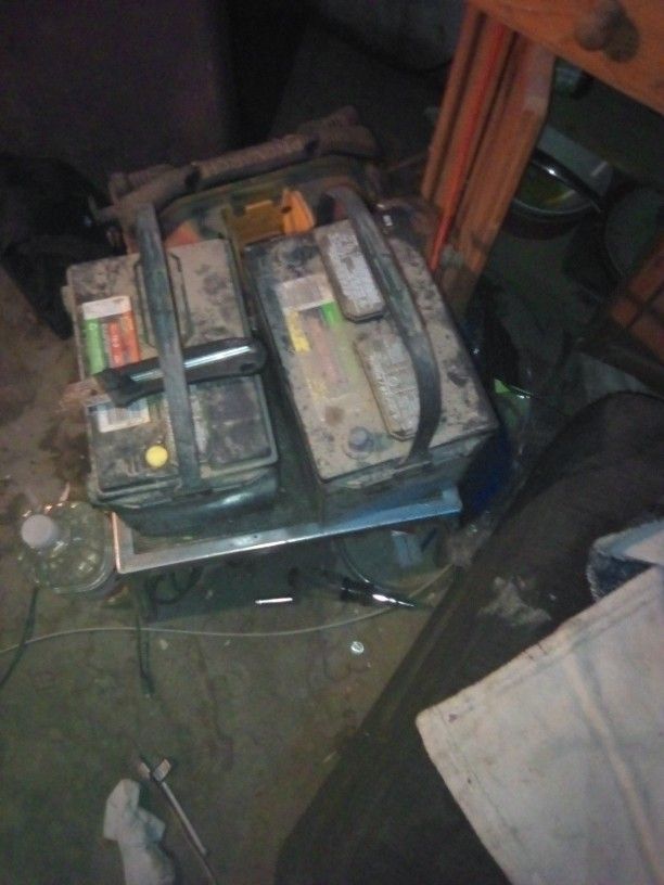 Fully Charged Batteries For Car