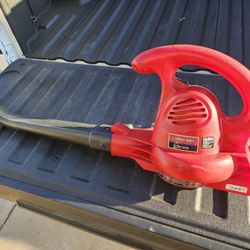 Troy-Bilt Leaf Blower
