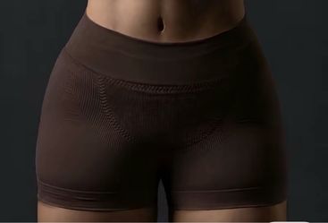 Alondrix seamless shorts