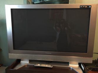 Panasonic hdtv size 42