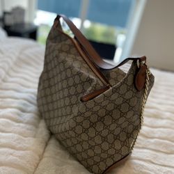 Gucci Bag GG Supreme Tote