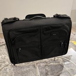 Business Travel Suitcase For Suits 