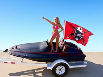 EXHILARATOR MINI POWERBOAT WITH TRAILER
