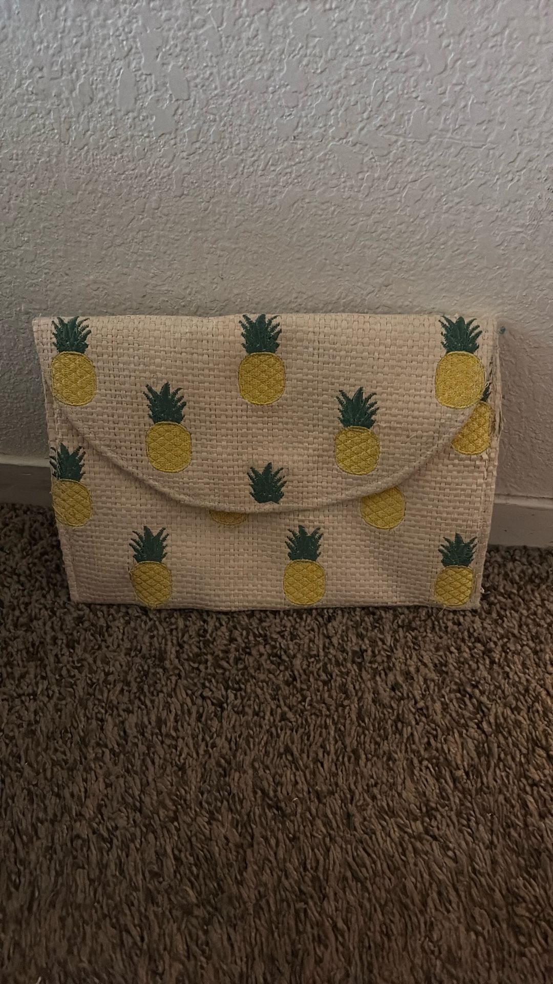 Pineapple Purse