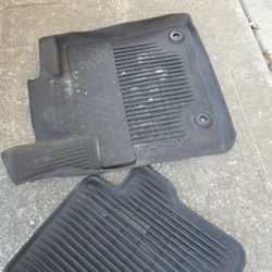 Floor mats 