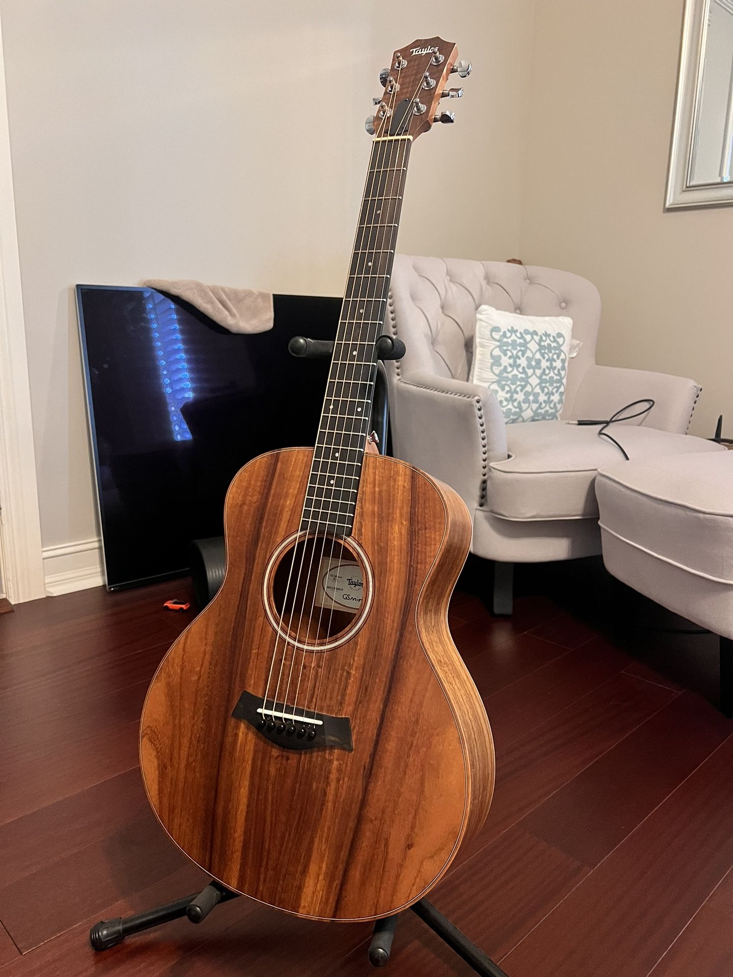 Taylor GS Mini-E Koa Electric Acoustic Guitar