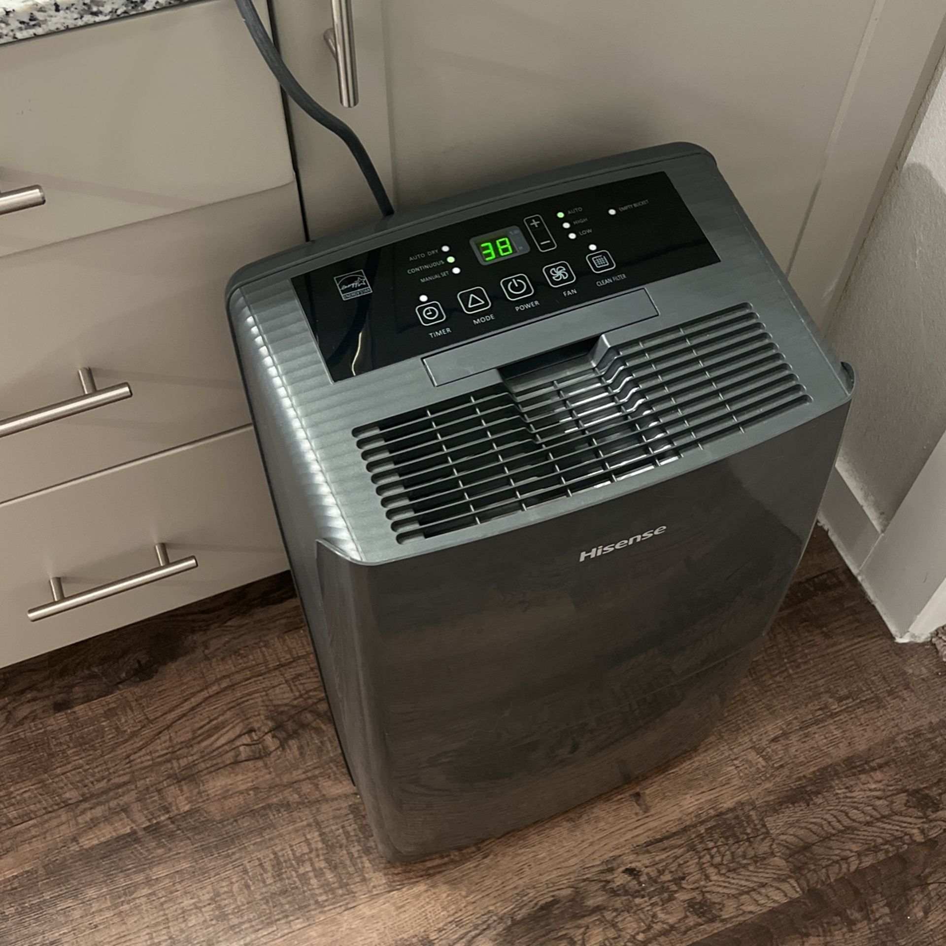 Hisense Dehumidifier (dh7019k1g)