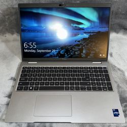 Dell Latitude 5540 i5 13th Gen 8GB Ram 512ssd
