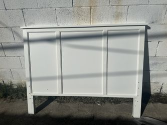 Bed headboard.. Free