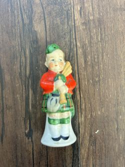 Vintage Scottish Boy Playing Bagpipe Salt or Pepper Shaker