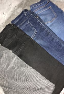 Kids jeans size 12 !