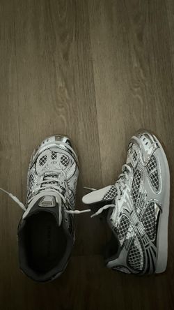 Bottega Venneta Orbits(Looking to trade for lanvins)