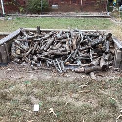 Seasoned Red Oak Firewood.