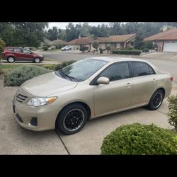 2013 Toyota Corolla LE