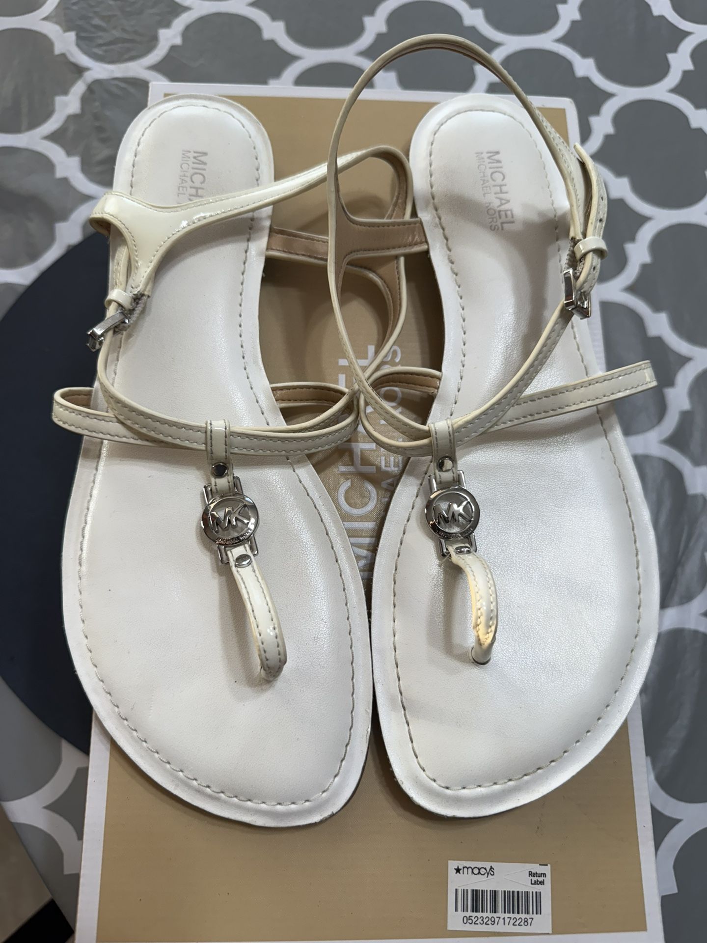 Michael Kors Bethany Sandal White Size8.5 $65