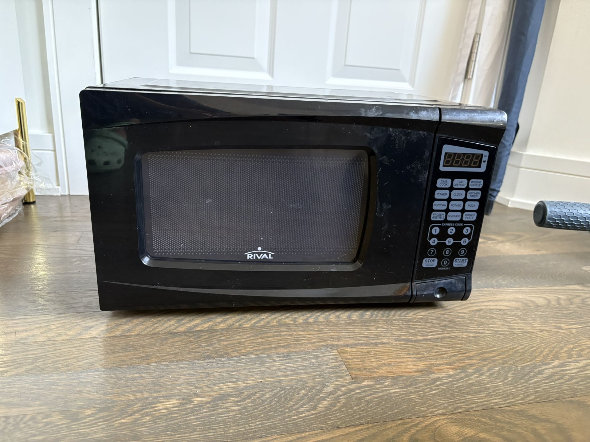 Rival microwave