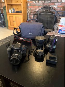 Canon EOS Rebel T7i DSLR Camera