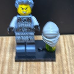 Lego Ninjago Ash Minifigure