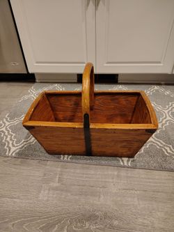 Primitive Wooden Garden Trug Gathering Basket