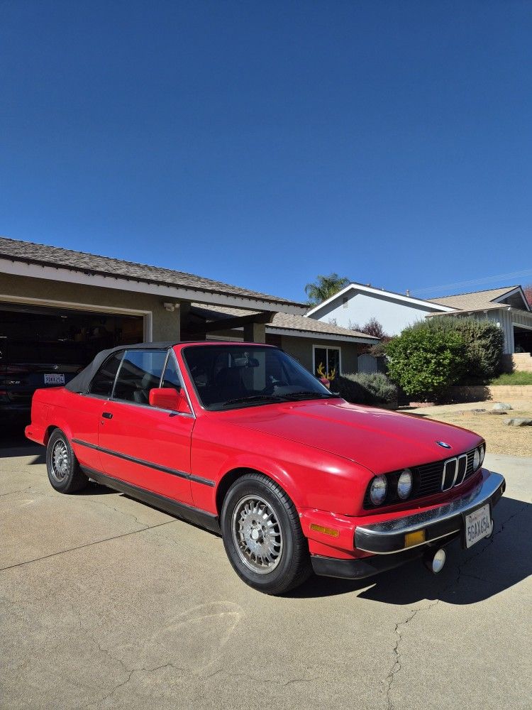 1987 BMW 325i