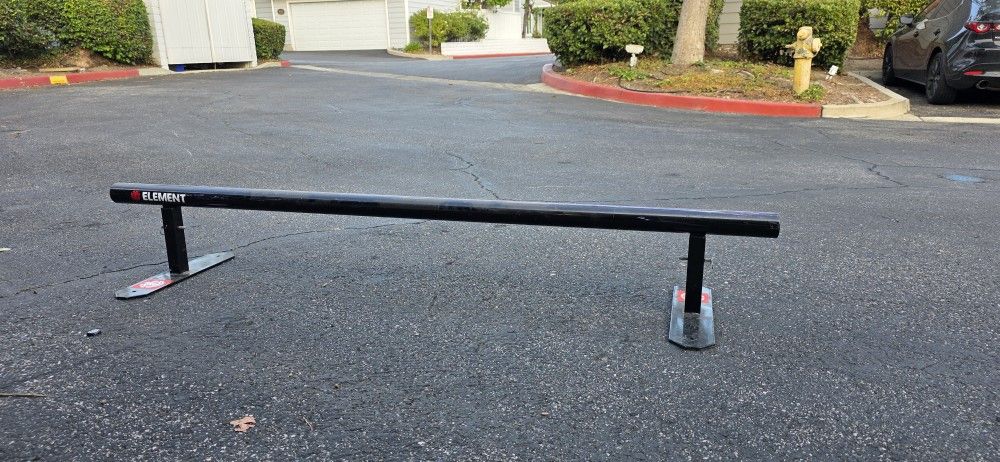 Flat Round Rail