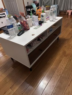 Coffee table With Drawers