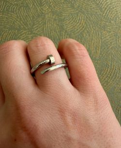 Silver Nail Ring - Minimalist Wrap / Twist Design size 7.5