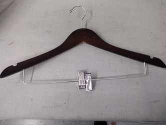 Ganchos para ropa de madera