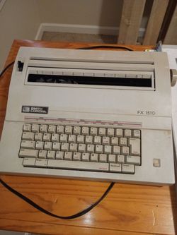1980s Smith Corona Typewriter