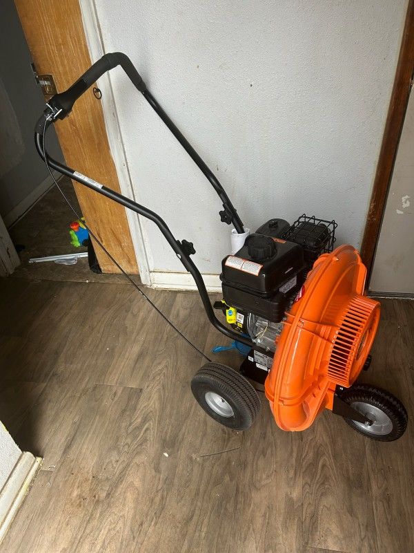 Billy Goat Force blower 205-cc 4-cycle 1150-CFM 200-MPH Gas Walk-behind Leaf