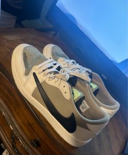Jordan 1 - Travis Scott Golf Shoes - Make me an Offer