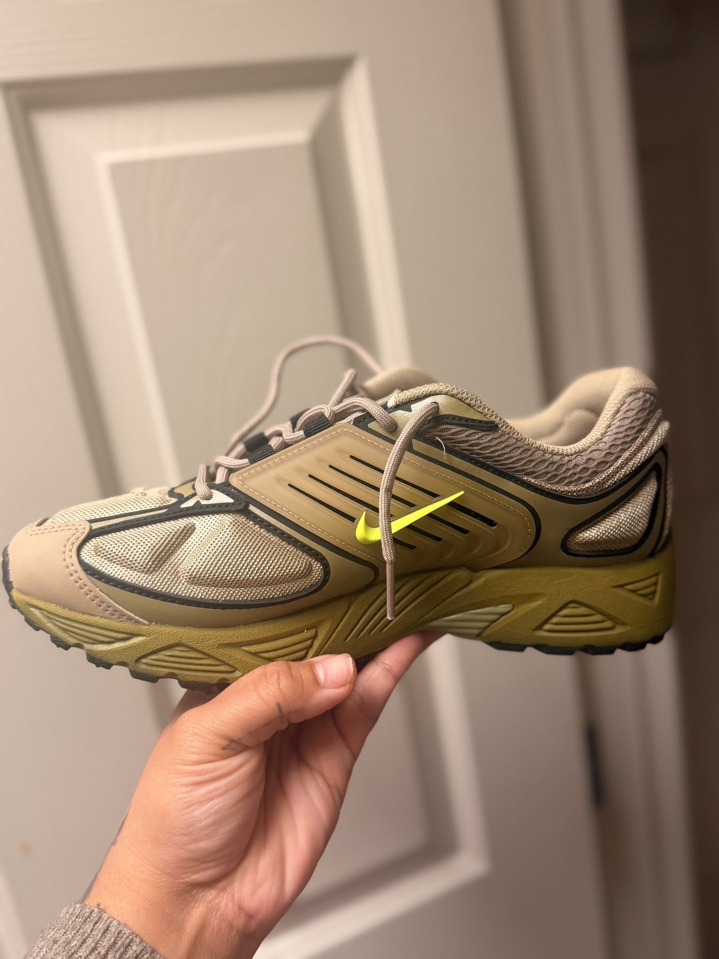 Nike Shoe Women’s 8.5