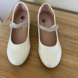 Kids Shoes Size 3
