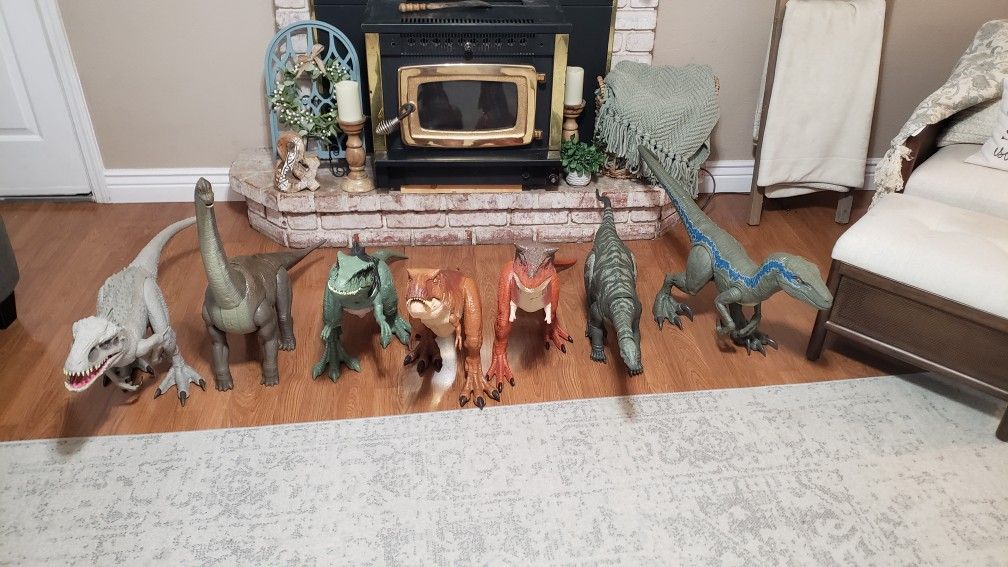 Jurassic World Colossal Dinosaur Set