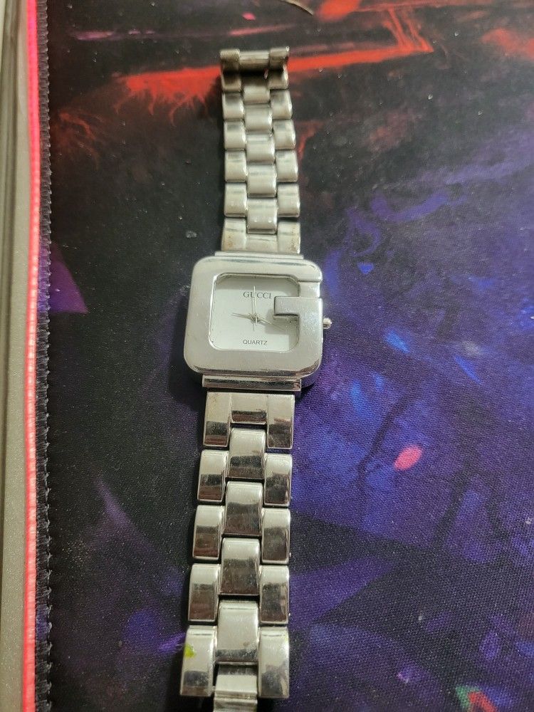 Gucci Watch 29664 Vintage for Sale in St. Petersburg FL OfferUp
