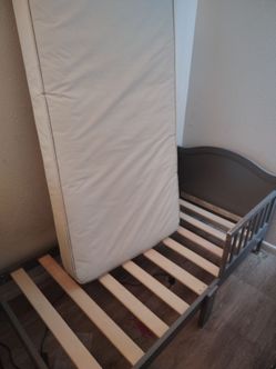 Toddler Bed with Mattress
