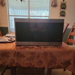 LG Microwave 