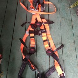 Honeywell  miller titan 2 safety harness w/ 2 brand new shock absorbers, 4 suspension relief straps
