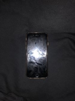 Iphone 6 , New Screen , works fine , unlocked