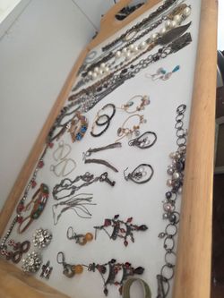 Vintage Costume Jewelry lot
