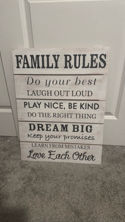 Family Rules sign wall decor