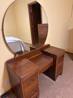 Antique dresser and dressing table