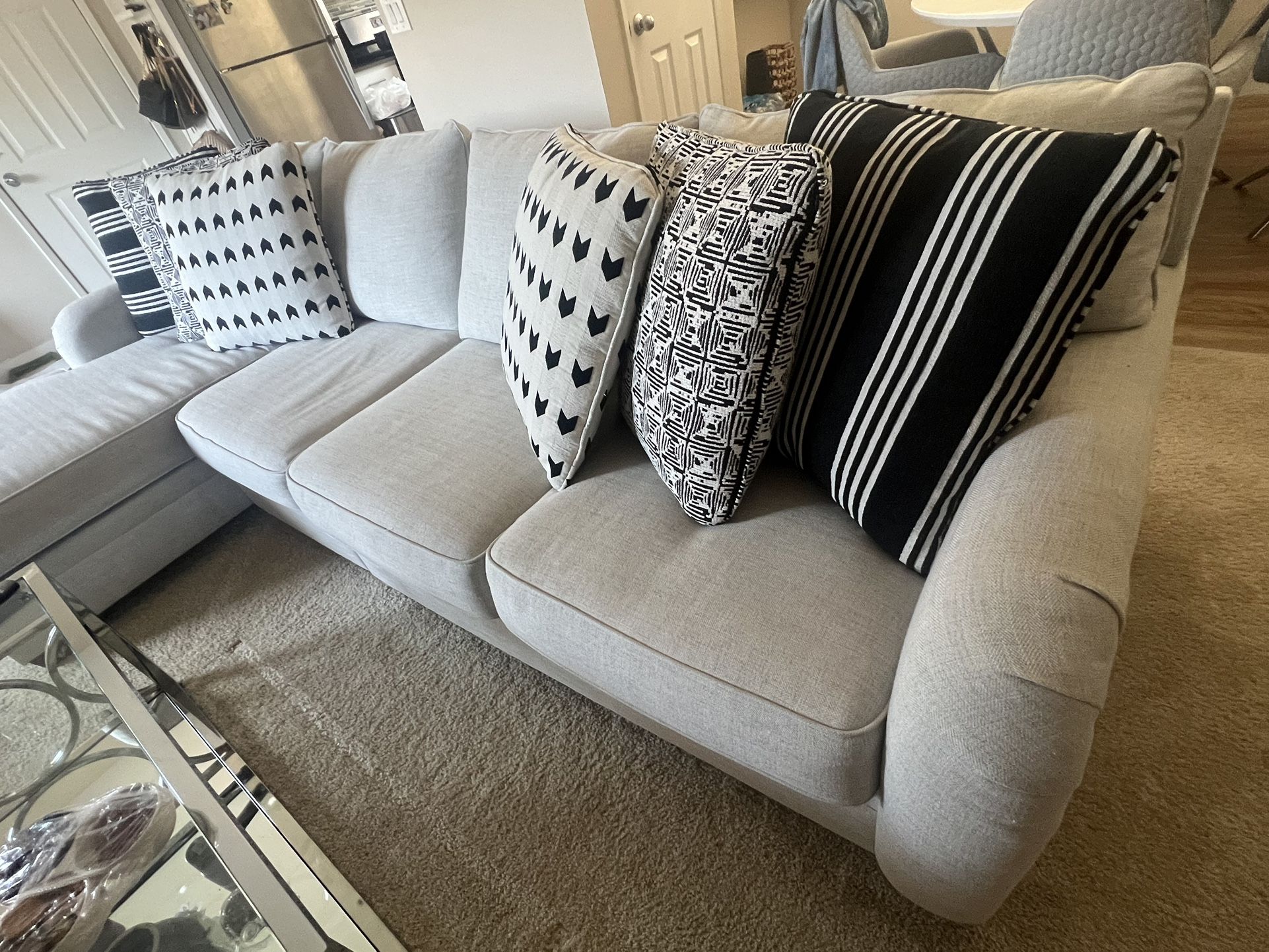 Sectional Couch Including Decor Pillows